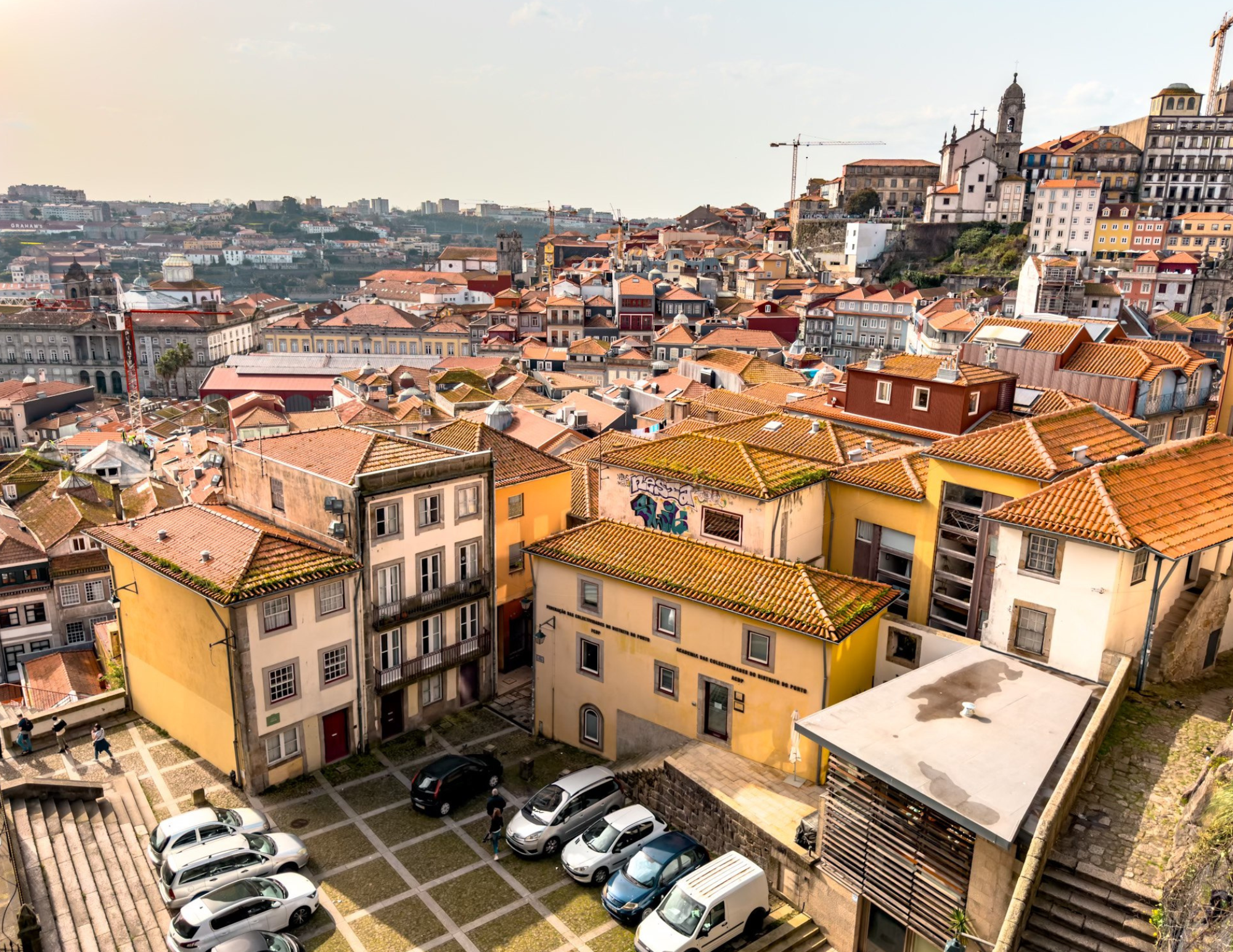 Porto Travel Tips.png